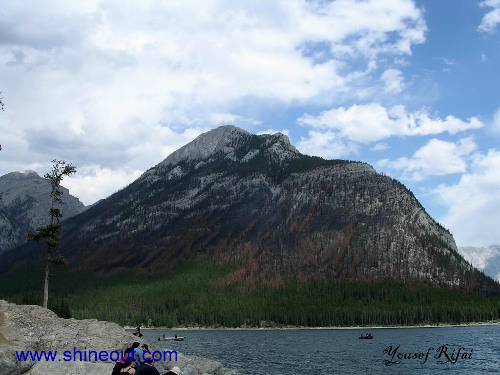 Lake Minnewanka,  Banff Park, Alberta, Canada